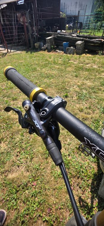 Used Specialized Demo Alloy 27.5 2019 2019 Mountainbike, Black, 27.5 (650B) — image 9 of 15