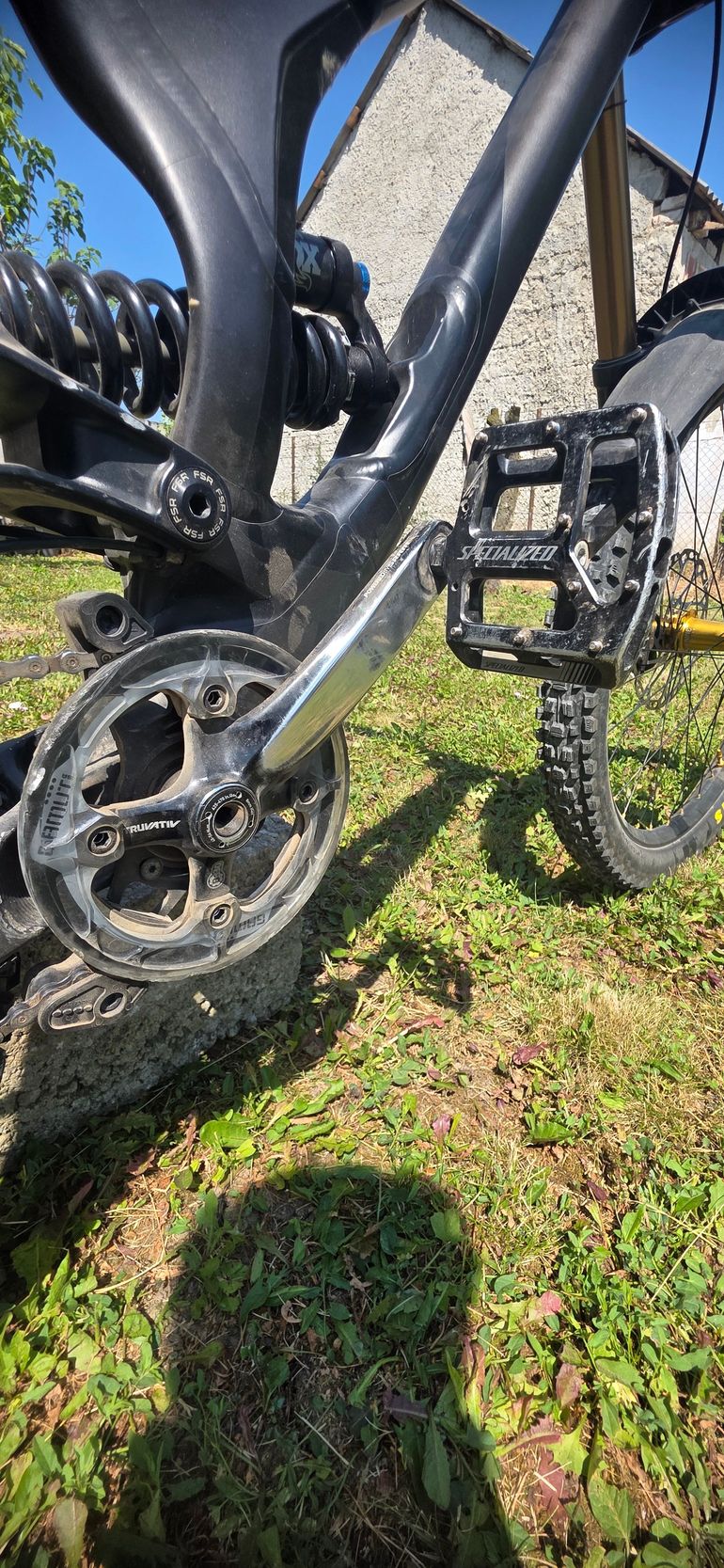 Used Specialized Demo Alloy 27.5 2019 2019 Mountainbike, Black, 27.5 (650B) — image 11 of 15