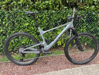 Gebrauchtes Scott Spark RC Pro 2023 2023 Mountainbike, Hellgrau, 29 — Bild 1 von 8