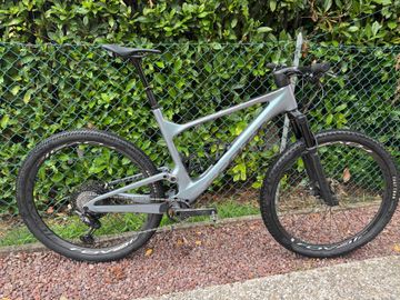 Used Scott Spark RC Pro 2023 2023 Mountainbike, Light Gray, 29 — image 1 of 8