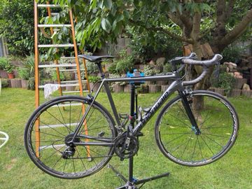 Used Cannondale CAAD12 Ultegra 2018 2018 Road & Gravel, Light Gray — image 1 of 7