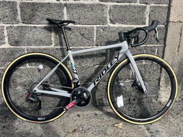 Używany Ridley Helium SLX Disc - Sram Force AXS 2x12sp 2023 2023 Road & Gravel