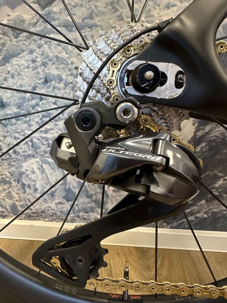 Used Pinarello BOLIDE TT 2022 Road & Gravel, Black — image 8 of 10