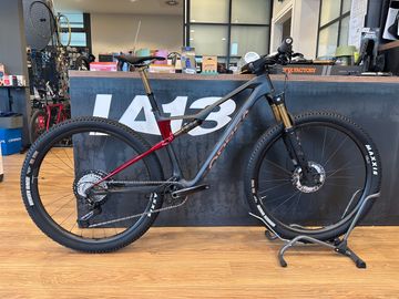 Used Orbea M-PRO 2025 2025 Mountainbike, Black — image 1 of 7