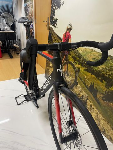 Brugt Wilier CENTO10 SL SRAM Rival 2024 Road & Gravel — billede 4 af 7
