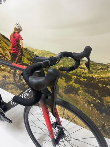 Brugt Wilier CENTO10 SL SRAM Rival 2024 Road & Gravel — billede 6 af 7
