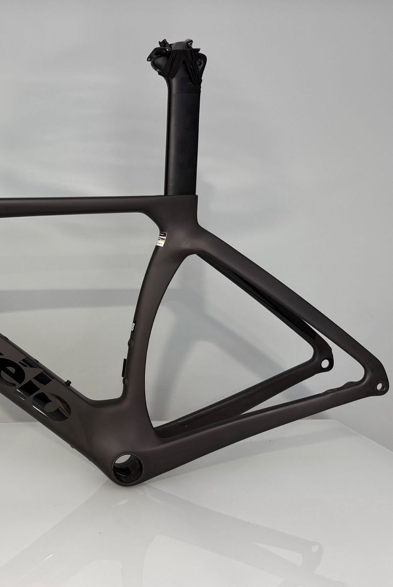Used Cervélo S5 Force eTap AXS 2023 Frameset 2023 Road & Gravel, Black — image 3 of 7