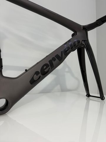 Used Cervélo S5 Force eTap AXS 2023 Frameset 2023 Road & Gravel, Black — image 5 of 7