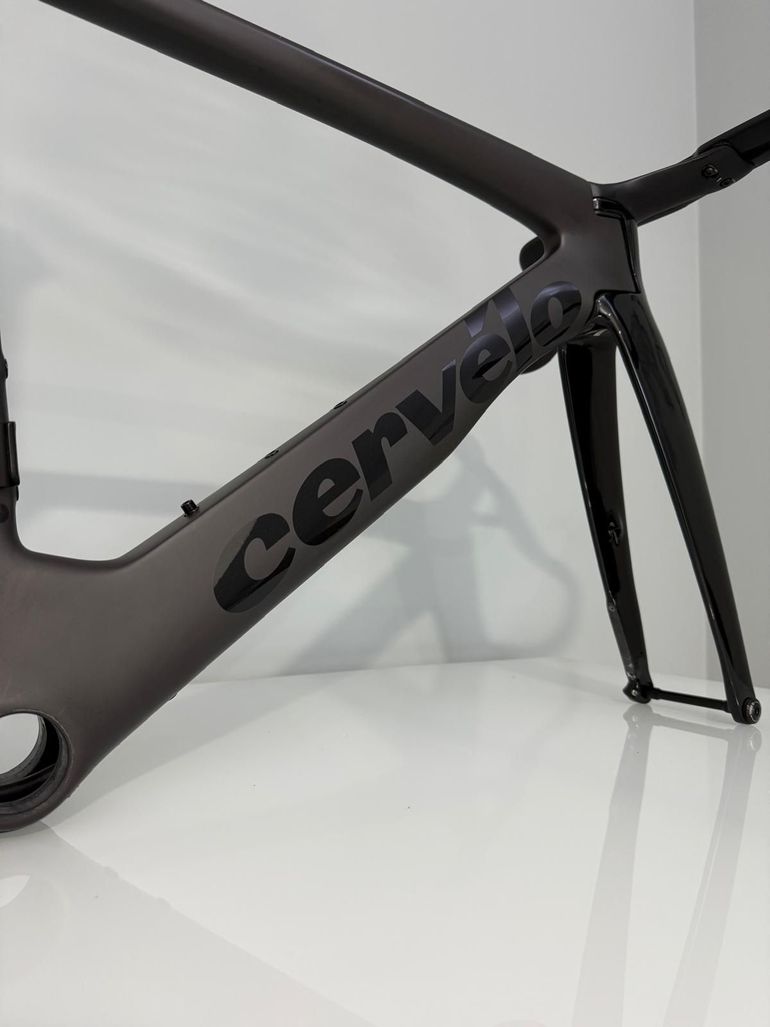 Used Cervélo S5 Force eTap AXS 2023 Frameset 2023 Road & Gravel, Black — image 5 of 7