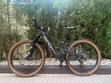 Used Scott Spark RC Team 2022 2022 Mountainbike, Black, 29 — image 2 of 4
