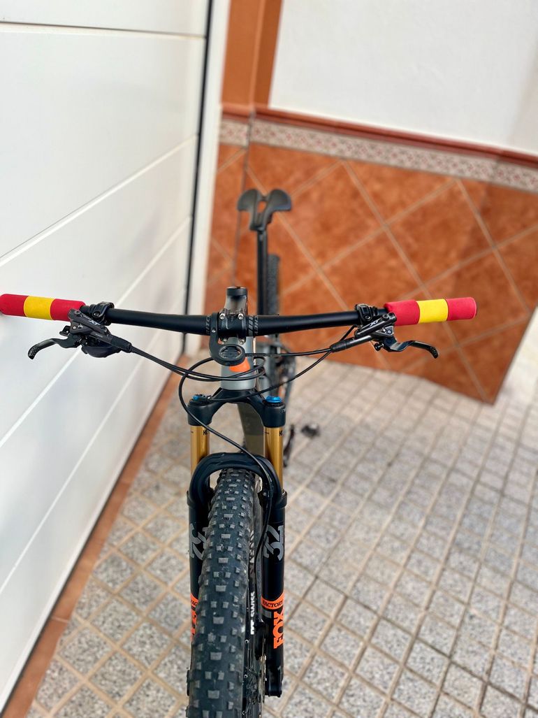 Used MMR Rakish 10 2020 2020 Mountainbike, Light Gray — image 4 of 4
