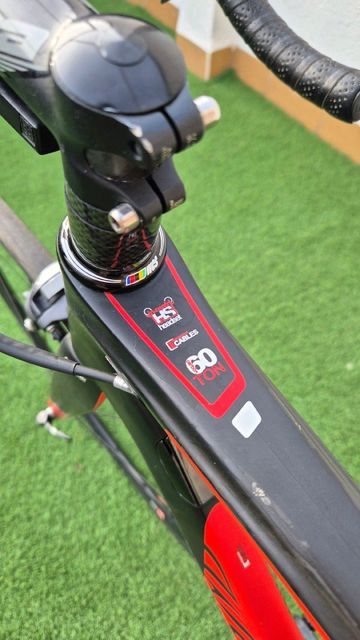 Wilier Cento 1 SR 2018 Road & Gravel usato, Nero — immagine 8 di 17