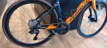 Pinarello, DOGMA F ULTEGRA Di2 2025