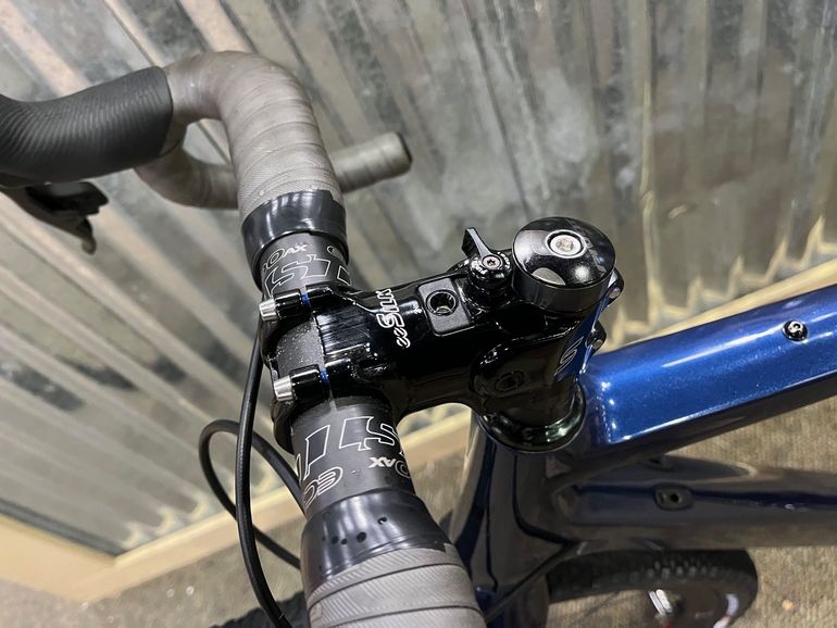 Used Pivot Vault Gen 3 2023 Road & Gravel, Blue — image 5 of 5