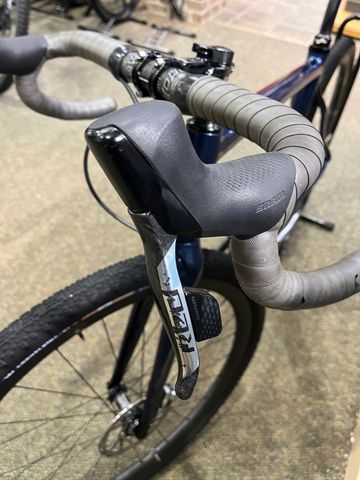 Used Pivot Vault Gen 3 2023 Road & Gravel, Blue — image 3 of 5