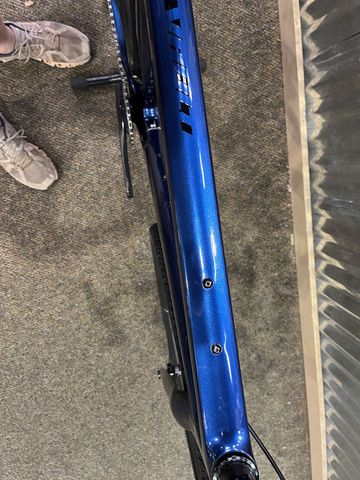 Used Pivot Vault Gen 3 2023 Road & Gravel, Blue — image 4 of 5