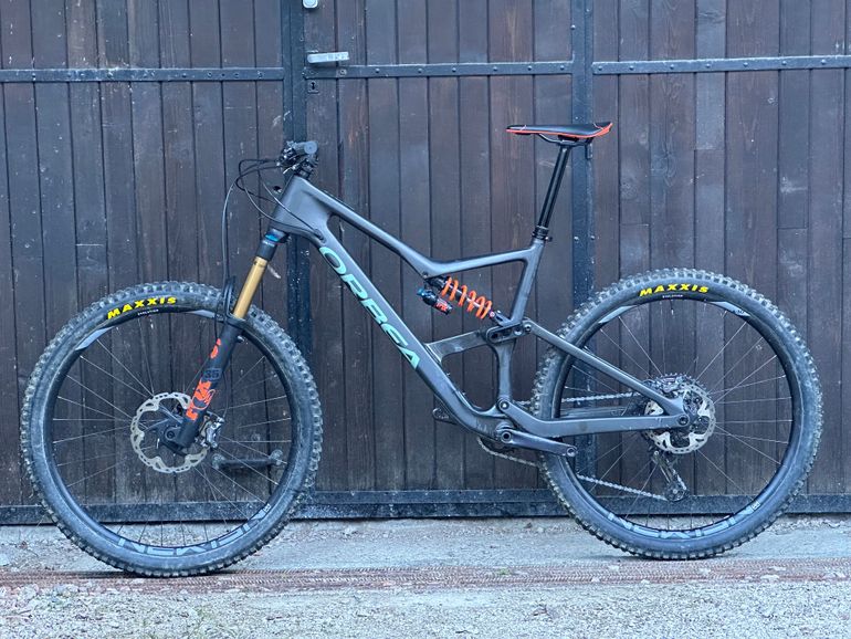 Used Orbea Lt M10 2023 Mountainbike, Light Gray — image 10 of 13