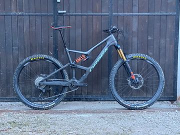 Used Orbea Lt M10 2023 Mountainbike, Light Gray — image 1 of 13