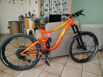 Použité Giant Reign SRAM NX 2018 Mountainbike — obrázek 1 z 3