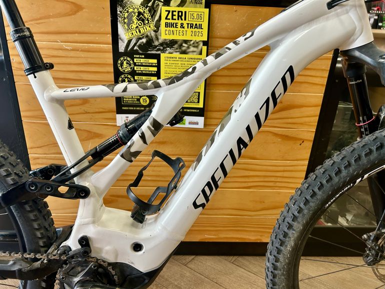 Specialized Turbo Levo Comp 2020 2020 Mountainbike usato, Bianco — immagine 4 di 10