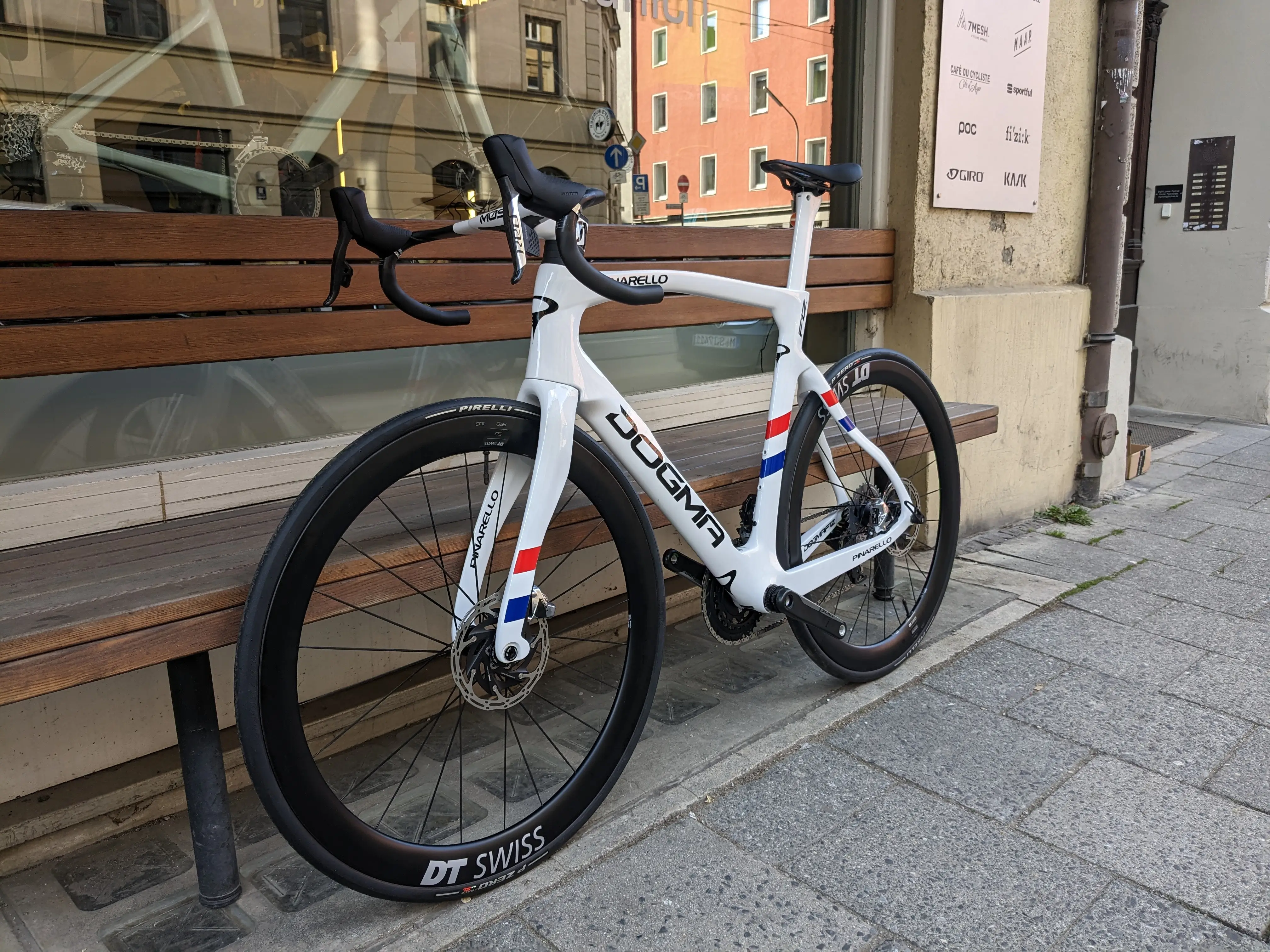 Pinarello f12 best sale sram axs