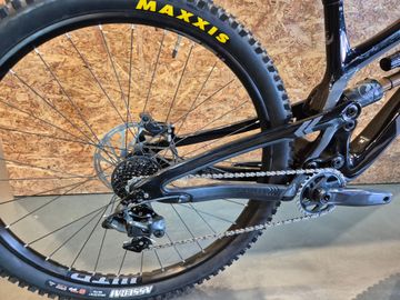 Używany Pivot PHOENIX 29 Race Zee 2024 2024 Mountainbike — zdjęcie 6 z 6