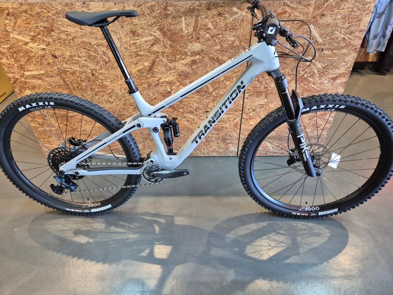 Used Transition Smuggler Carbon GX Mechanical 2024 2024 MTB