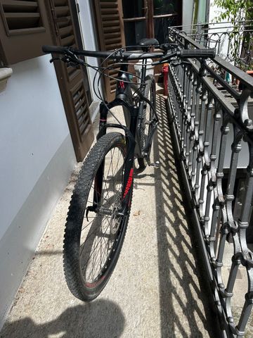 Używany Orbea Alma 2019 2019 Mountainbike — zdjęcie 1 z 12