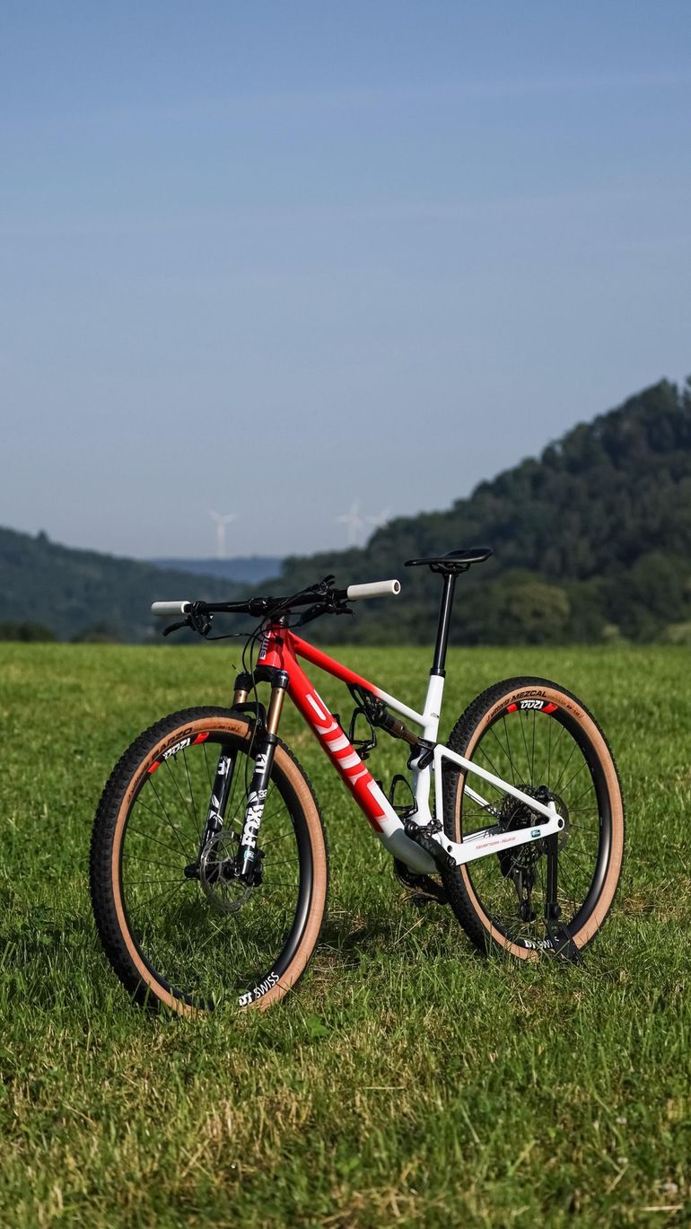 Used BMC Fourstroke 01 LTD 2023 2023 Mountainbike, White, 29 — image 6 of 15