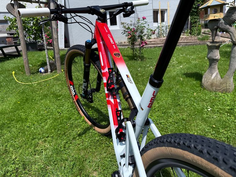 Used BMC Fourstroke 01 LTD 2023 2023 Mountainbike, White, 29 — image 15 of 15