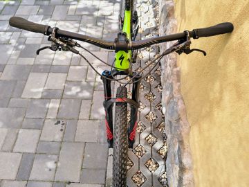 Used Specialized Camber Shimano Deore XT 2017 Mountainbike, Green — image 5 of 5