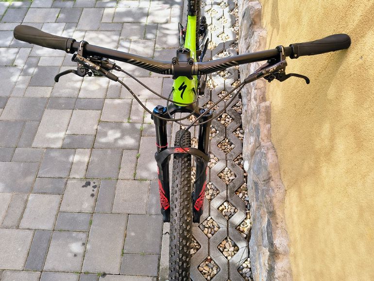 Used Specialized Camber Shimano Deore XT 2017 Mountainbike, Green — image 5 of 5