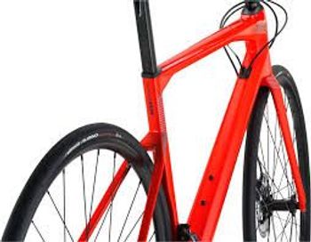 Used BMC Roadmachine FIVE 2022 2022 Road & Gravel, Rosso — image 2 of 3