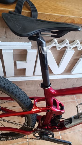 Used Mendiz X40 2024 Mountainbike, Red, 29 — image 10 of 11