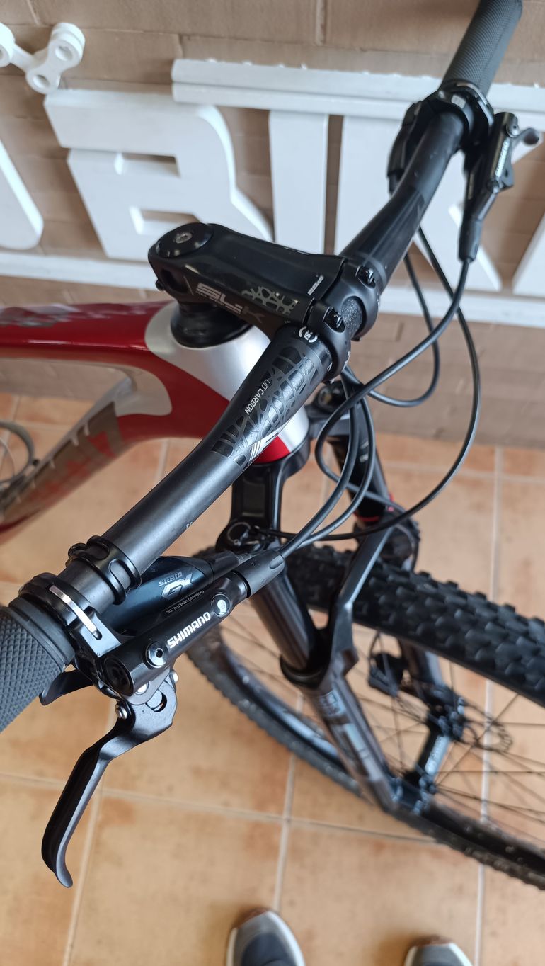 Used Mendiz X40 2024 Mountainbike, Red, 29 — image 2 of 11