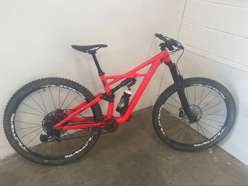 Used Specialized Enduro Comp 29 2019 2019 Mountainbike, Orange — image 1 of 10