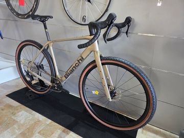 Used Bianchi Arcadex Comp Grx 2025 Road & Gravel, Light Gray — image 2 of 6