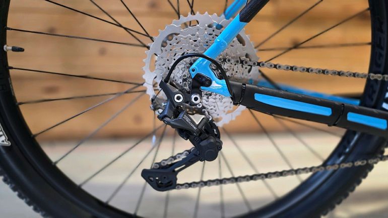 Used Trek Marlin 7 Gen 2 2023 2023 Mountainbike, Blau, 27.5, 29 — image 12 of 13