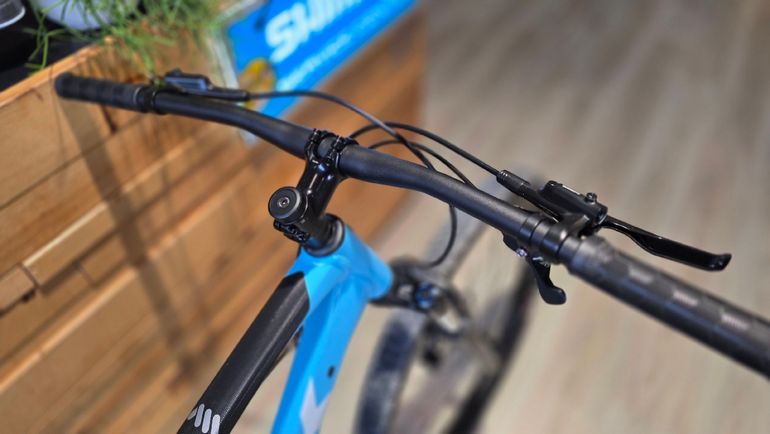 Used Trek Marlin 7 Gen 2 2023 2023 Mountainbike, Blau, 27.5, 29 — image 9 of 13