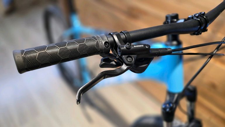Used Trek Marlin 7 Gen 2 2023 2023 Mountainbike, Blau, 27.5, 29 — image 8 of 13