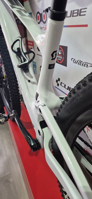 Used Scott Spark Other 2024 Mountainbike, White, 29 — image 13 of 18