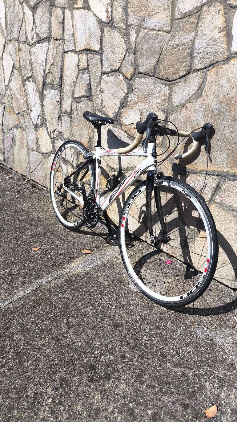Used BH Contour 2015 Road & Gravel, White — image 32 of 32