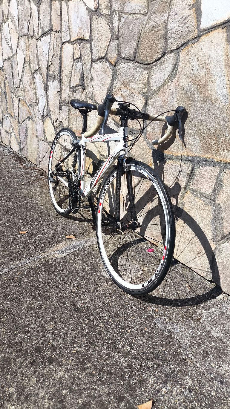 Used BH Contour 2015 Road & Gravel, White — image 29 of 32