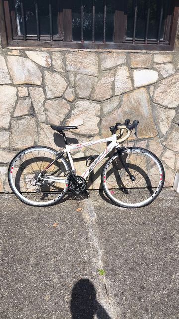 Used BH Contour 2015 Road & Gravel, White — image 27 of 32