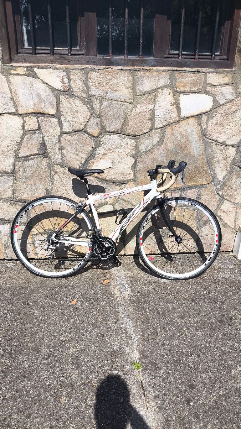 Used BH Contour 2015 Road & Gravel, White — image 27 of 32