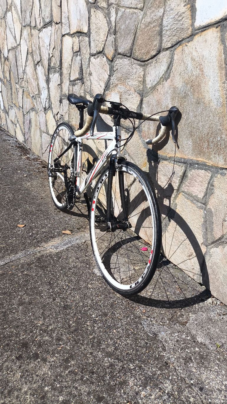 Used BH Contour 2015 Road & Gravel, White — image 30 of 32