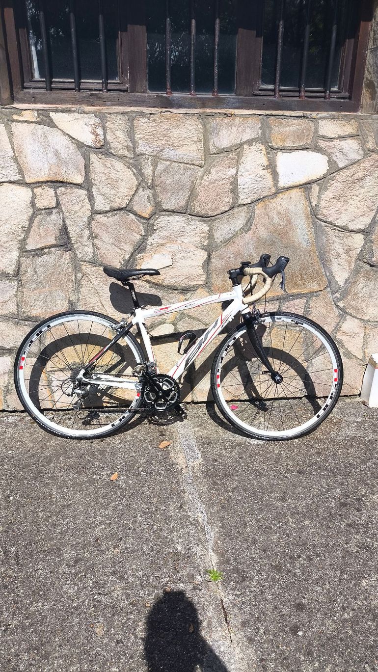 Used BH Contour 2015 Road & Gravel, White — image 28 of 32