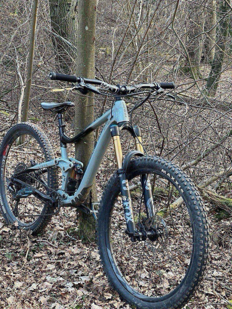 Used Giant Trance X 2 2022 2022 Mountainbike, Light Gray, 27.5 — image 4 of 4