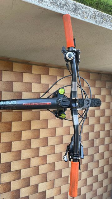 Used Ibis Cycles Ripley V2 2017 Mountainbike, Black — image 6 of 10