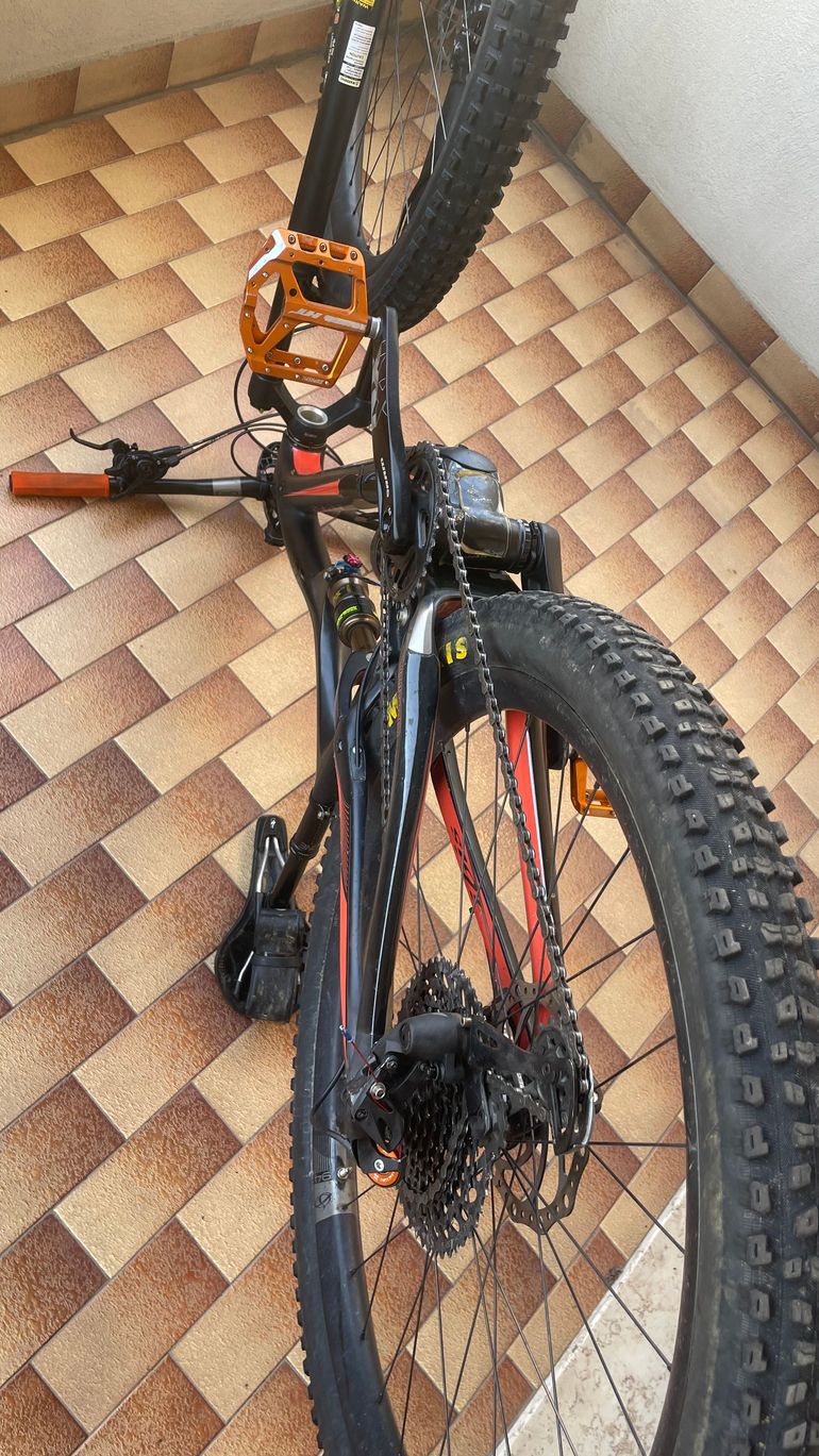 Used Ibis Cycles Ripley V2 2017 Mountainbike, Black — image 9 of 10